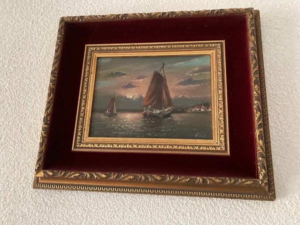 Gesigneerd klassiek schilderijtje met een schip. 25 euro, Ophalen of Verzenden, Klassiek, Gesigneerd, Maritiem / water