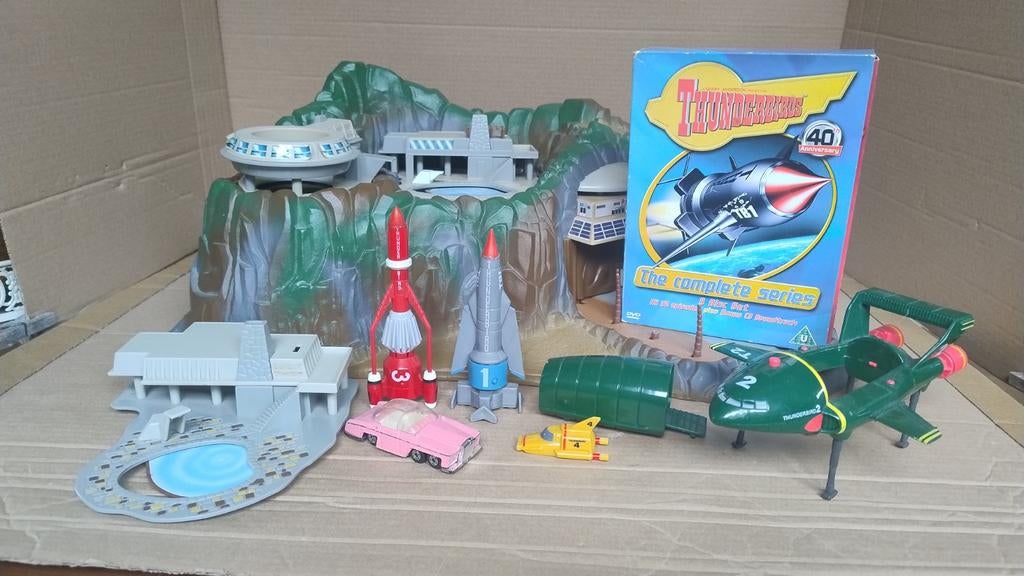 Matchbox Thunderbirds Tracy Island met geluid + DVD box, Ophalen of Verzenden