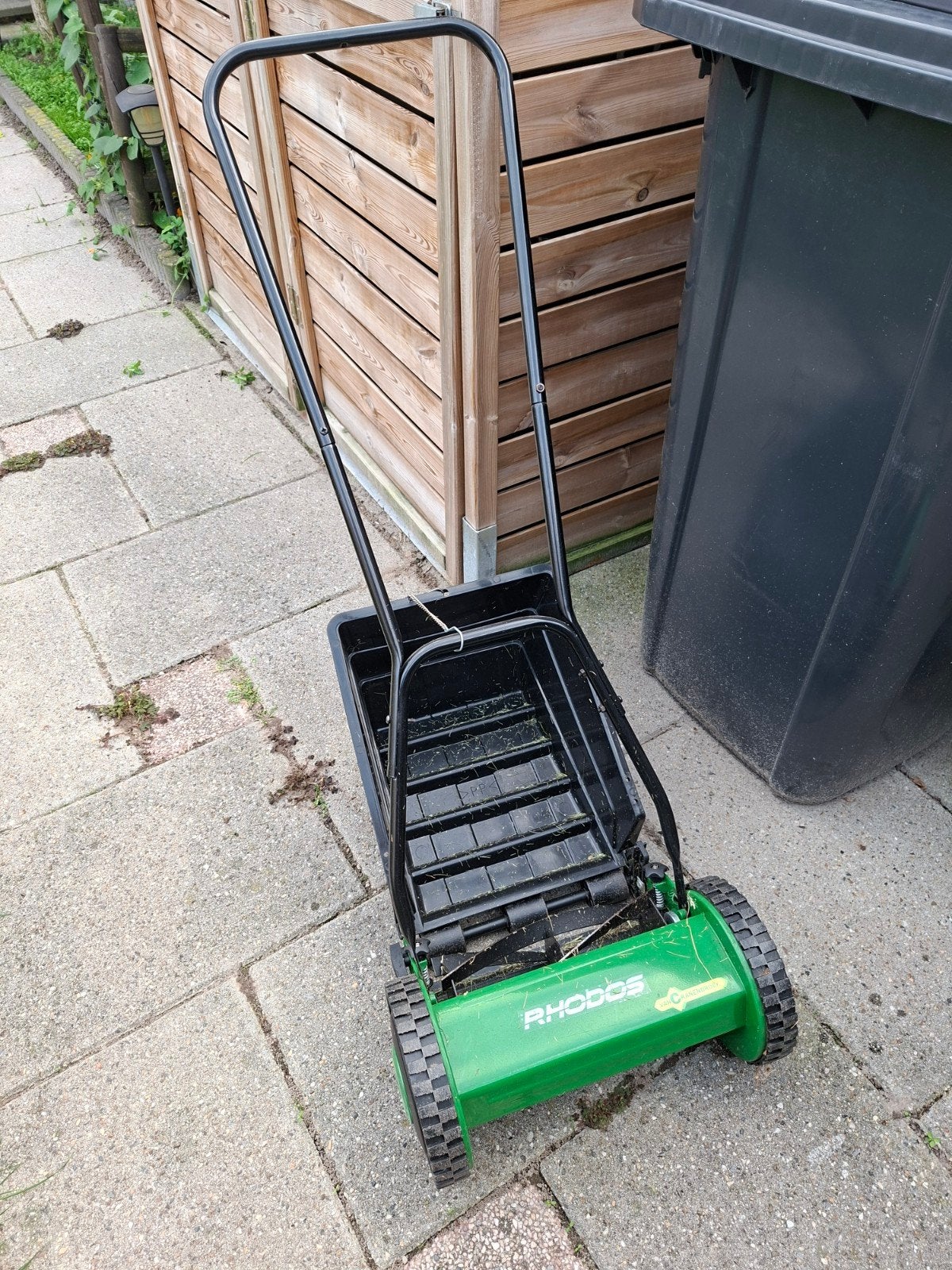 Rhodus handgrasmaaier met opvangbak, Tuin en Terras, Ophalen, Gebruikt, Handgrasmaaier, 30 t/m 39 cm