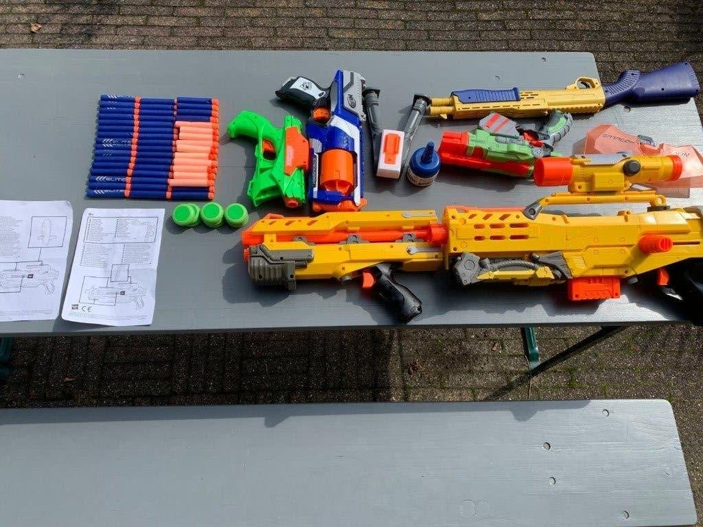 Verzameling speelgoedgeweren, Ophalen, Gebruikt