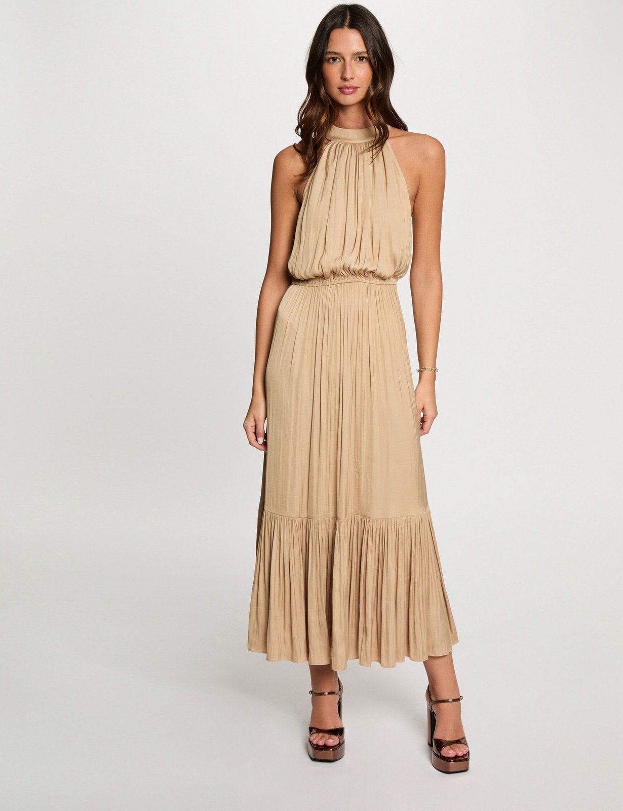 Nieuwe satijnen zomerjurk van Morgan, Kleding | Dames, Jurken, Beige, Nieuw, Maat 36 (S), Onder de knie