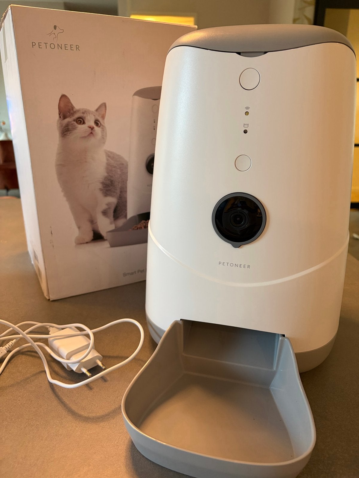 Petoneer Nutri Vision automatische voetautomaat, Dieren en Toebehoren, Ophalen of Verzenden, Zo goed als nieuw