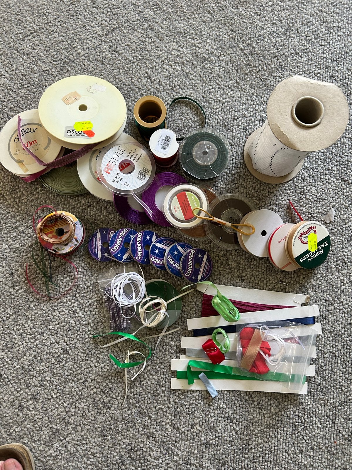 Grote collectie linten voor diverse knutselprojecten, Gebruikt, Textiel, Meerkleurig, Ophalen of Verzenden