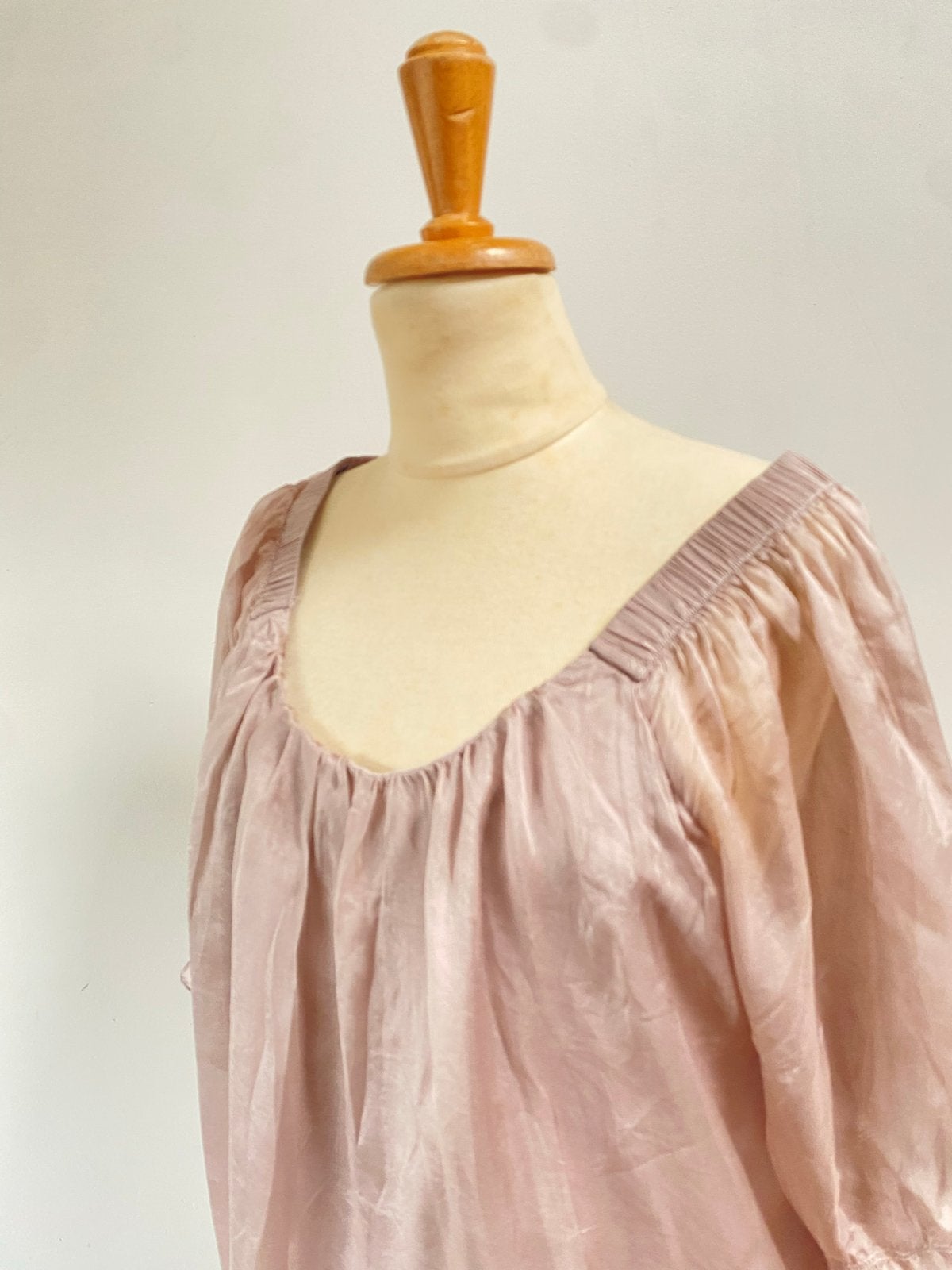 St Tropez zijde gevoerde top, Verzenden, Gedragen, Roze, Korte mouw