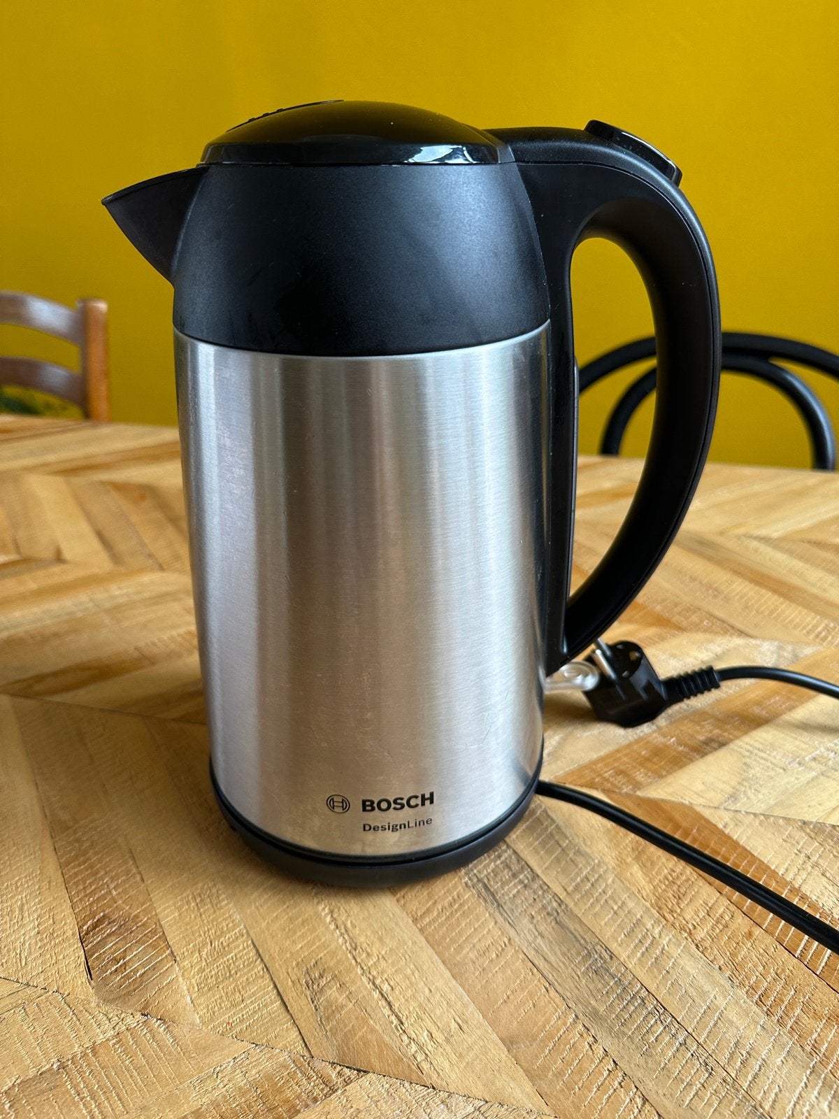 Bosch DesignLine Waterkoker RVS - Zo goed als nieuw, Witgoed en Apparatuur, Waterkokers, 1 tot 2 liter, Ophalen of Verzenden, Zo goed als nieuw