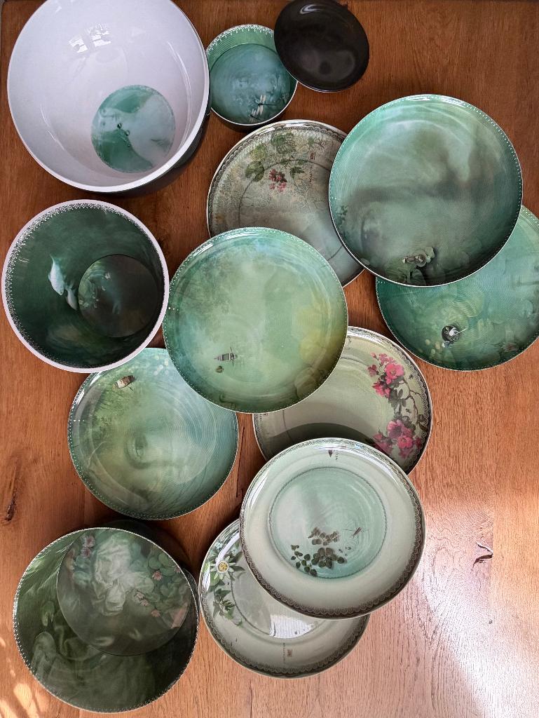 Ibride Yuan Narcisse Serviesset + Ming Acqua borden, Overige materialen, Ophalen of Verzenden, Zo goed als nieuw, Overige stijlen