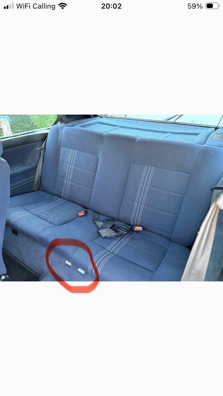 Clip vloerkleed VW Golf/Jetta MK 2, Auto-onderdelen, Interieur en Bekleding, Ophalen, Nieuw