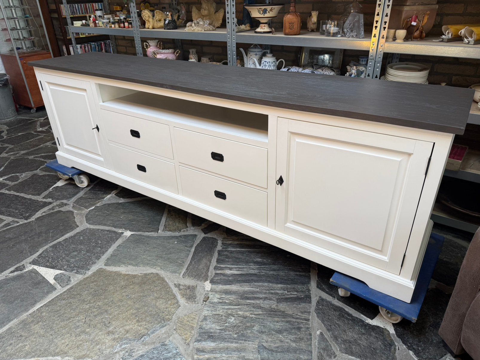 Prachtige tv meubel rivera maison styl, Ophalen of Verzenden, Zo goed als nieuw, 25 tot 50 cm