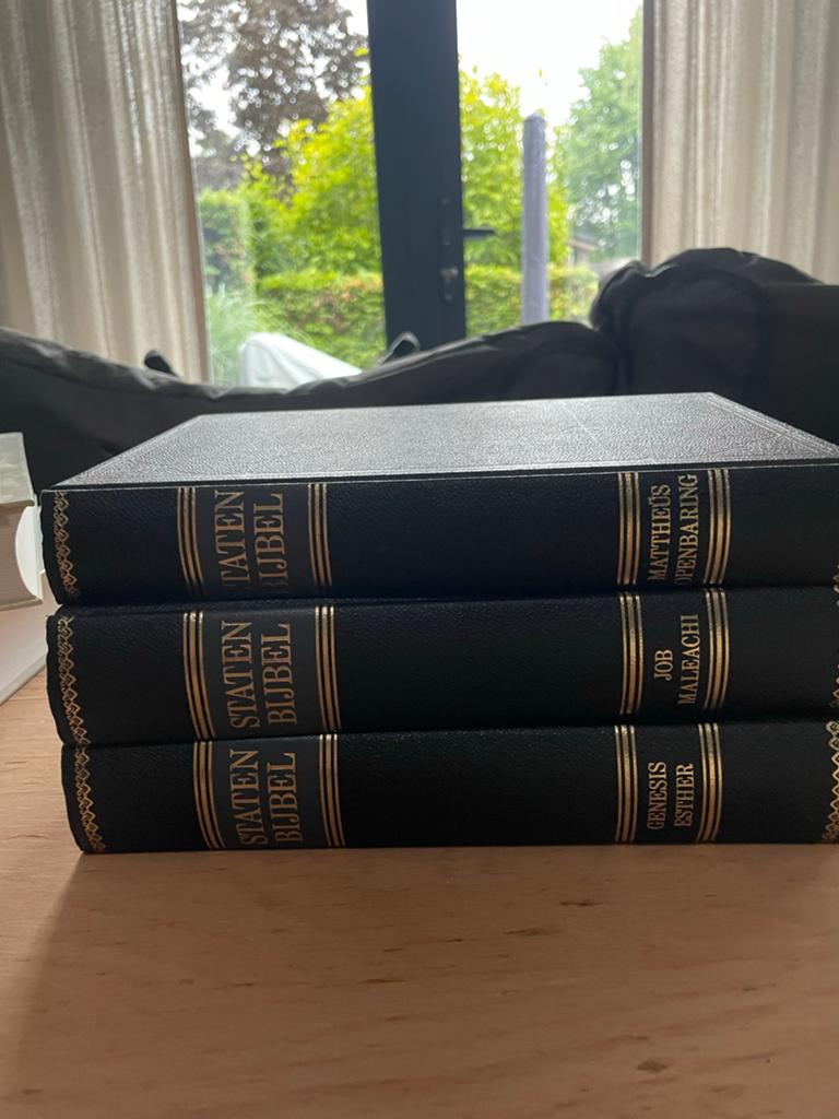 Driedelige Statenvertaling met kanttekeningen, Boeken, Godsdienst en Theologie, Ophalen of Verzenden, Zo goed als nieuw, Christendom | Protestants