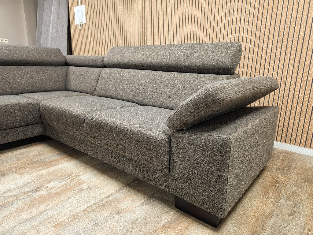 Mooi Taupe Bruin Hoekbank met Hoofsteunen | 220x270, Info@banxtel.nl, Gebruikt, Hoekbank, Hoekbank
