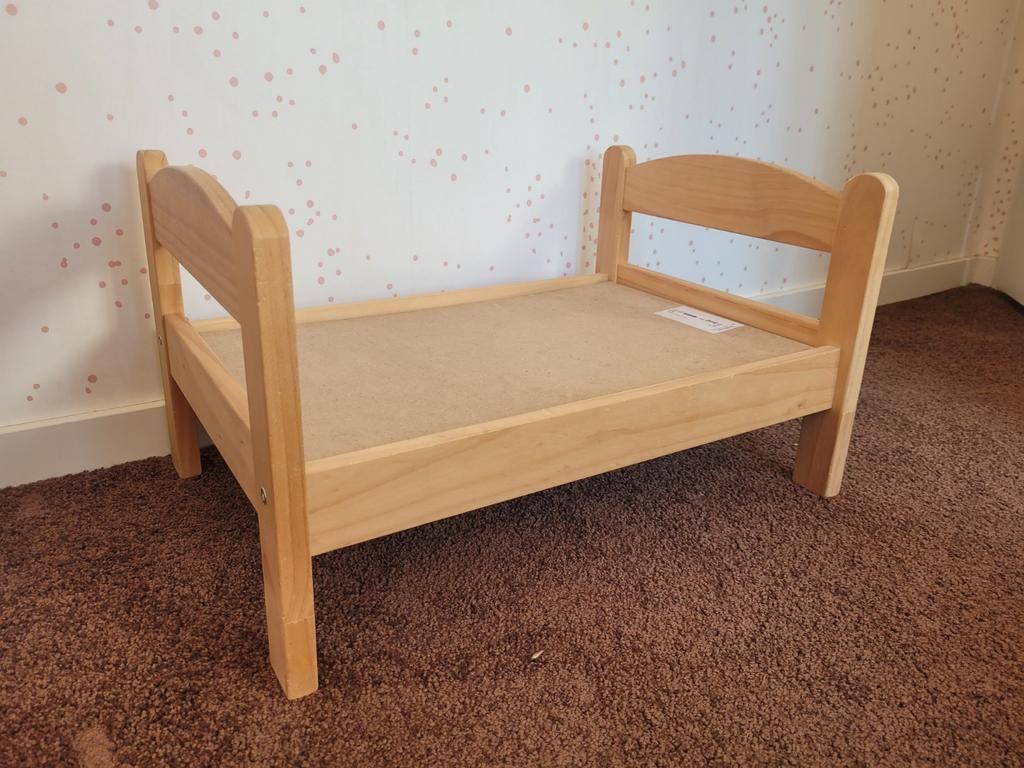 IKEA Poppenbedje van hout, Kinderen en Baby's, Speelgoed | Poppen, Ophalen, Zo goed als nieuw, Overige typen