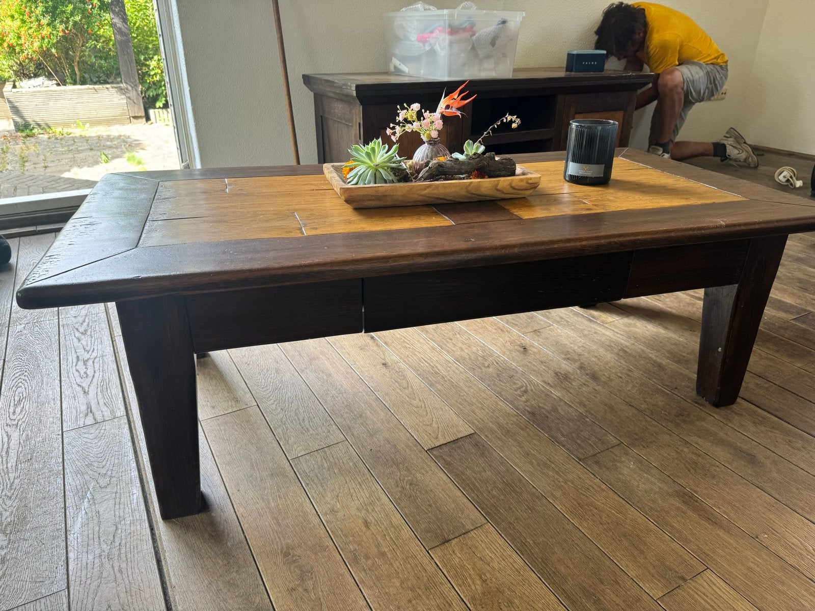 Koloniale eiken salontafel, dressoir en tv-meubel, Ophalen