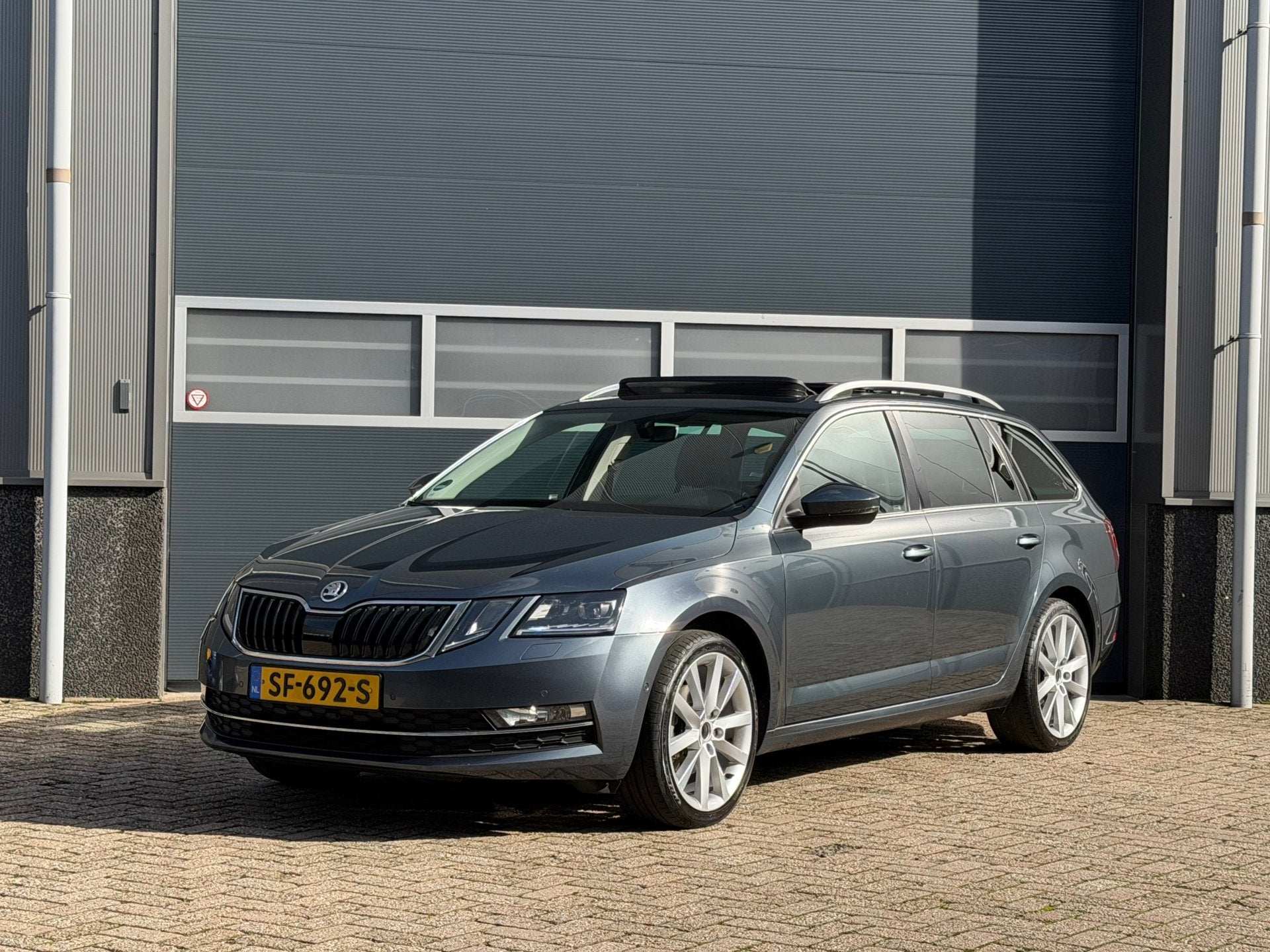 Skoda Octavia Combi 1.0 TSI Greentech Style Business bj.2018, Auto's, Voorwielaandrijving, Stof, Gebruikt, 49 €/maand
