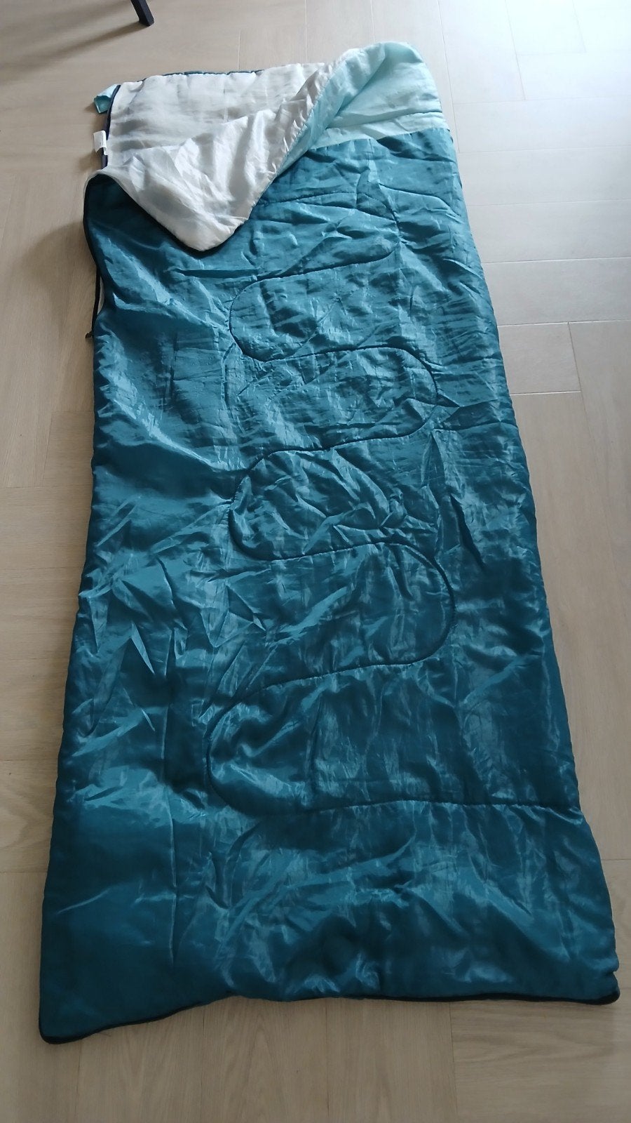 Comfortabele slaapzak - Ideaal voor kamperen in de zomer, Ophalen of Verzenden, Gebruikt