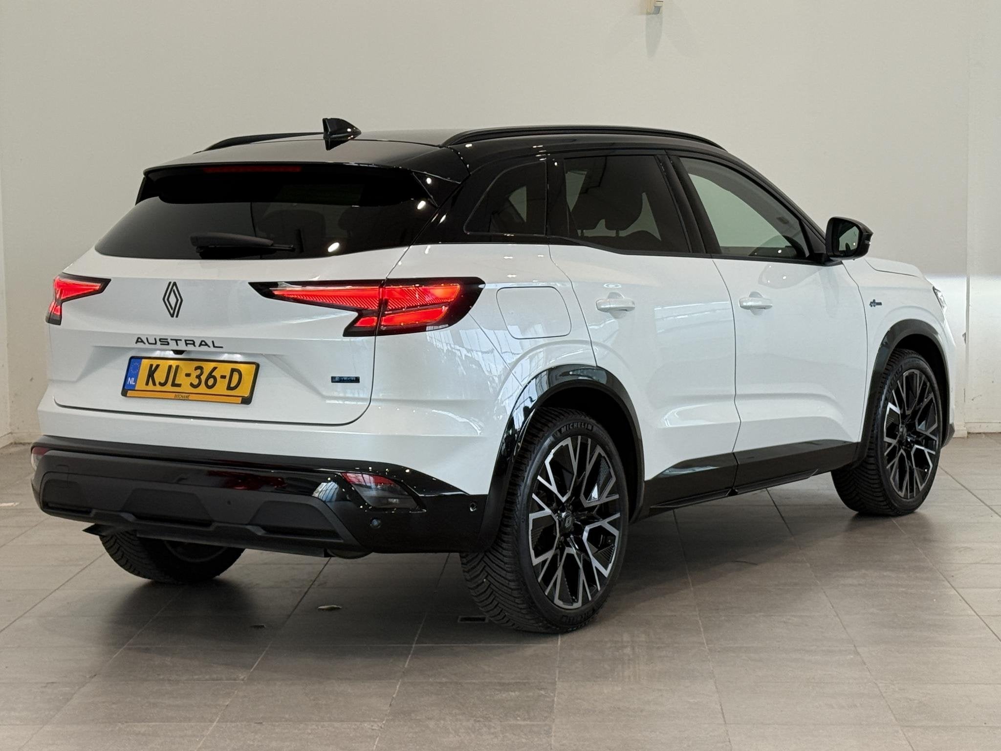 Renault Austral 1.2 E-Tech Full Hybrid 200 Esprit Alpine | A, Auto's, Gebruikt, 1199 cc, Wit, Bedrijf