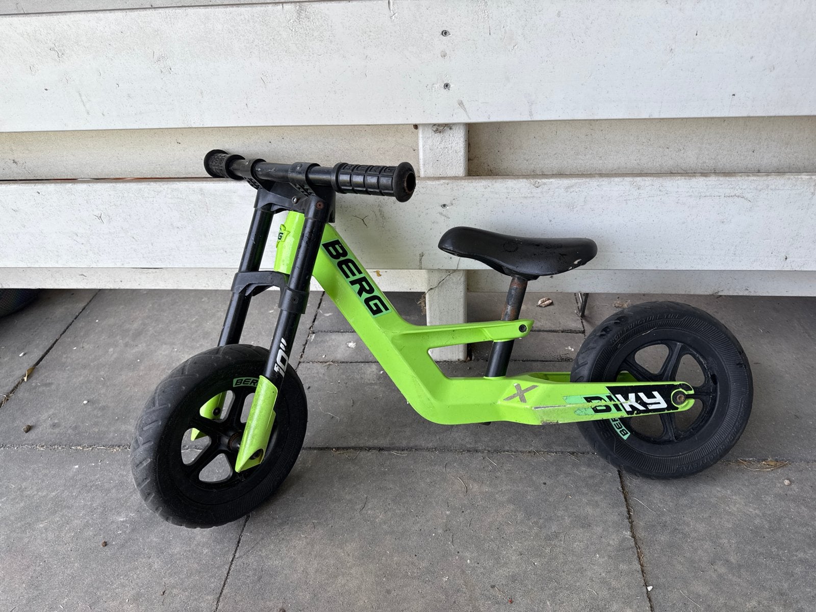 BERG Biky Minibike - Groen Loopfietsje 10 inch, Ophalen, Gebruikt, Minder dan 16 inch