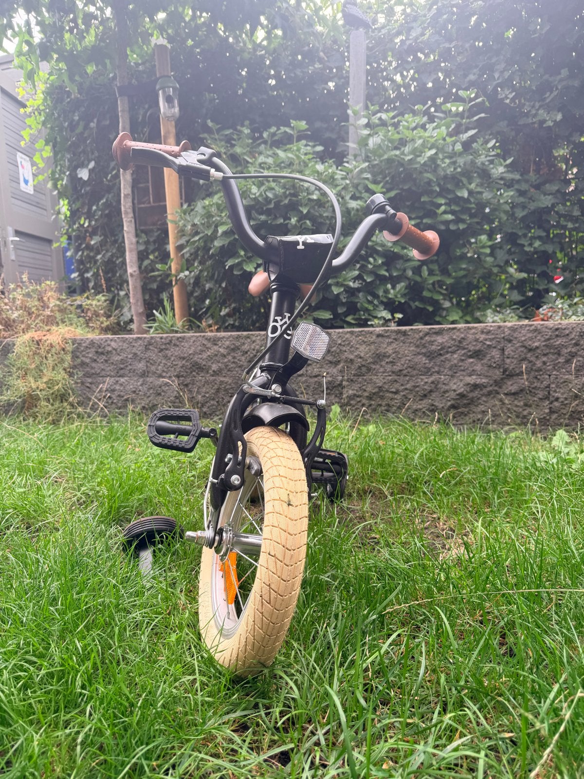 Sjoef kinderfietsje 12 inch - met zijwiel, Ophalen, Zo goed als nieuw, Minder dan 16 inch