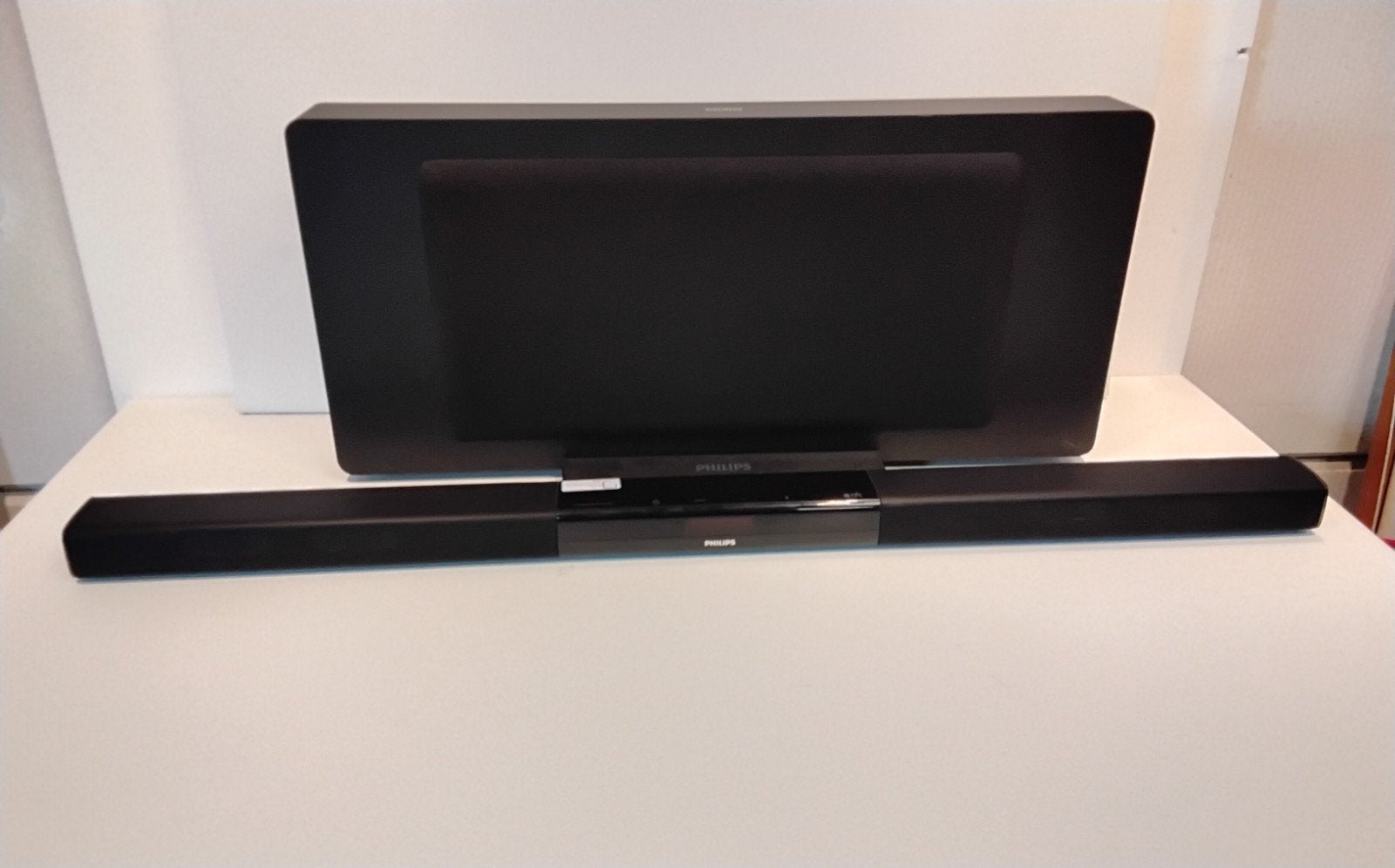 Philips HTL5145B/12 Soundbar met draadloze subwoofer, Ophalen, Bluetooth, Info@philips.com, Zo goed als nieuw