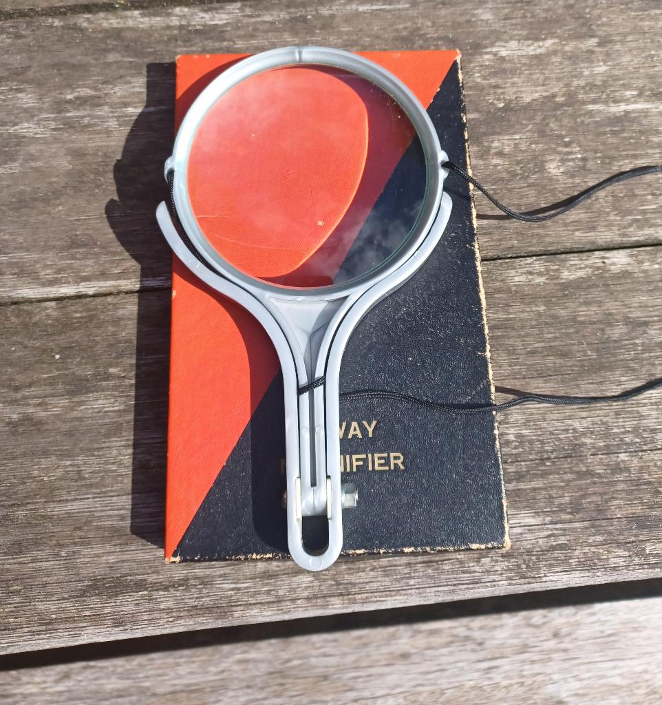 Vergrootglas, Hobby en Vrije tijd, Vergrootglazen, Loepen en Loeplampen, Ophalen of Verzenden, Gebruikt, Vergrootglas of Loep