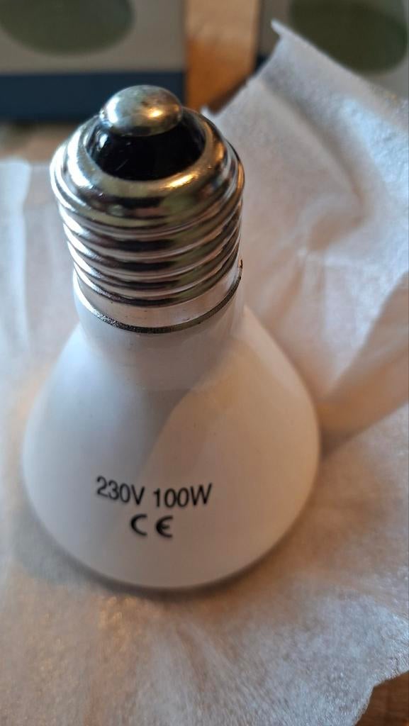 100 watt donkerstraler / 100 watt warmtelamp, Ophalen of Verzenden, Nieuw, Overige typen