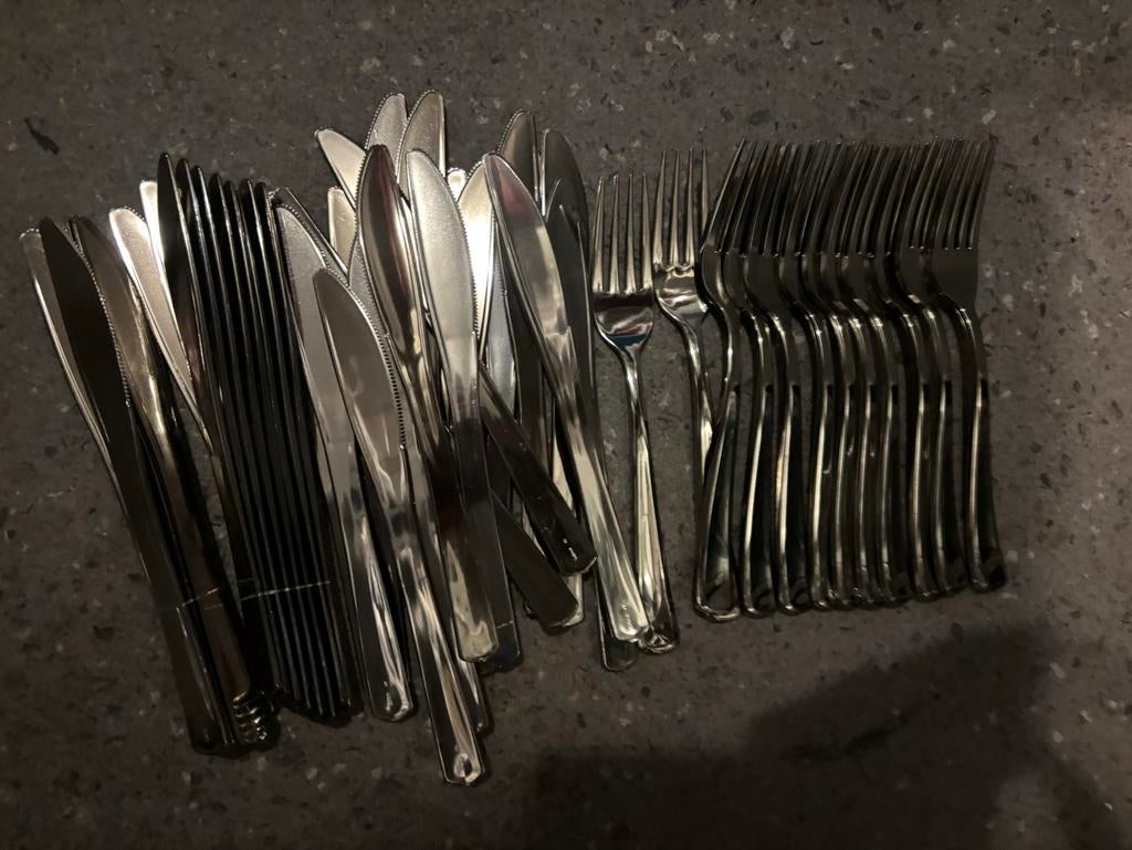 Plastic kunststof vorken en messen, Ophalen of Verzenden, Nieuw, Kunststof, Los bestek