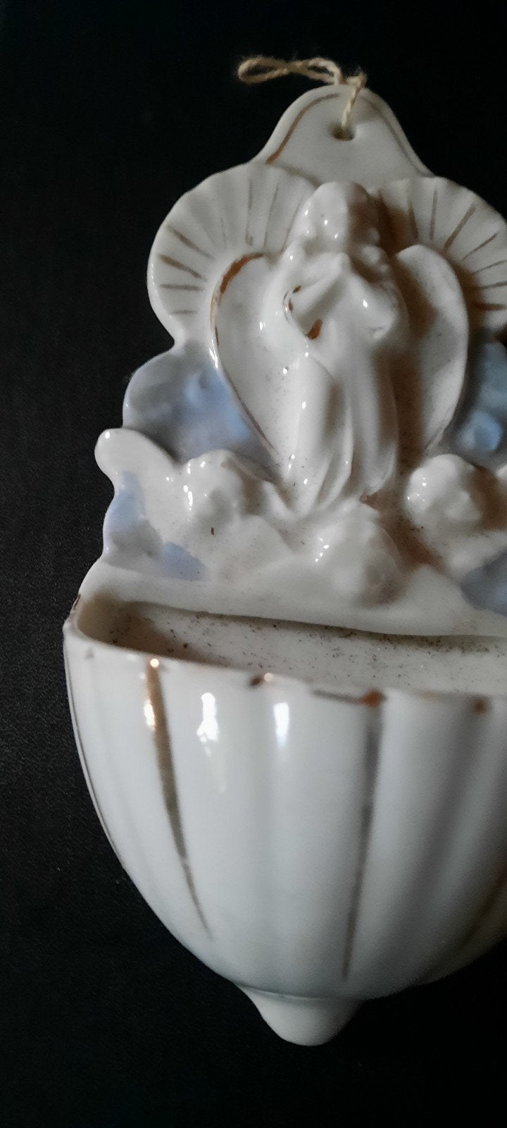 Antiek wijwaterbakje met Engelen - Porselein, Antiek en Kunst, Ophalen of Verzenden