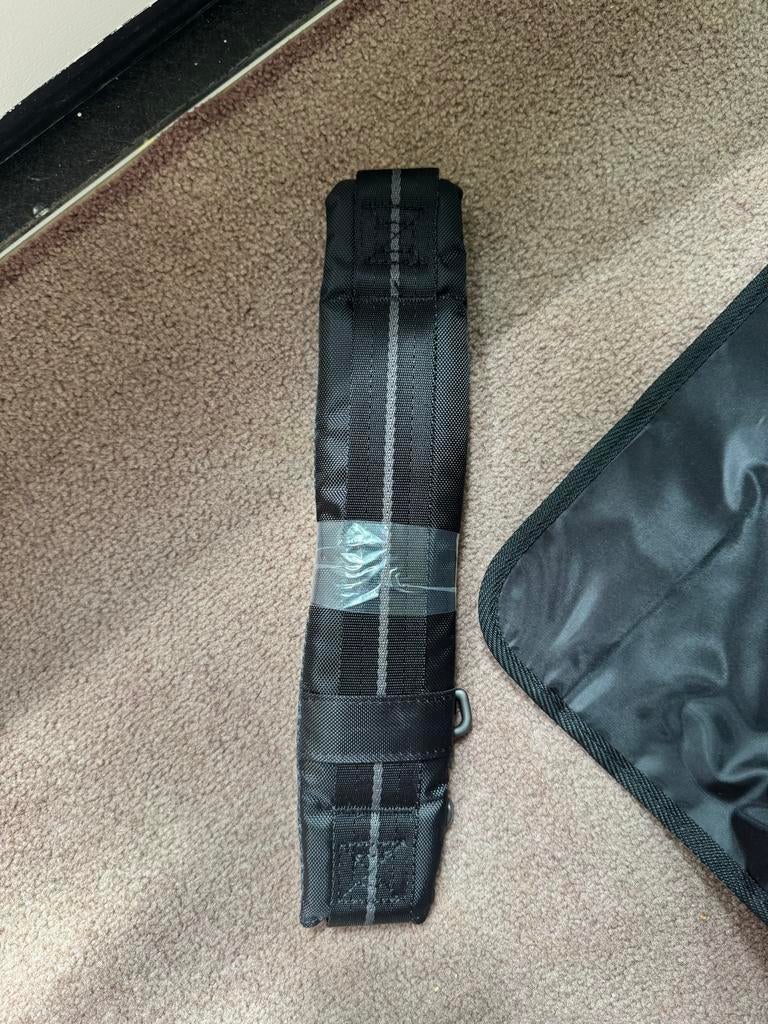 UvA Alumni Laptoptas / Aktetas - Nieuw, Ophalen, Zo goed als nieuw
