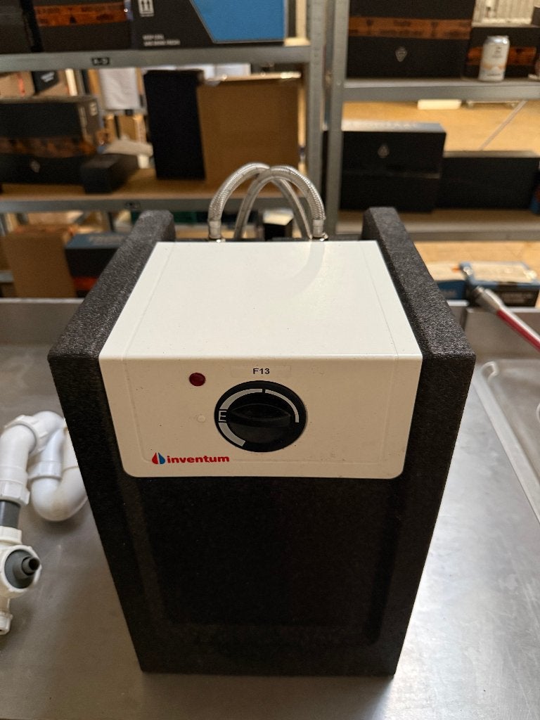 Inventum Q10 Boiler, Doe-het-zelf en Verbouw, Geisers en Boilers, Ophalen, Gebruikt, Boiler, Minder dan 3 jaar oud