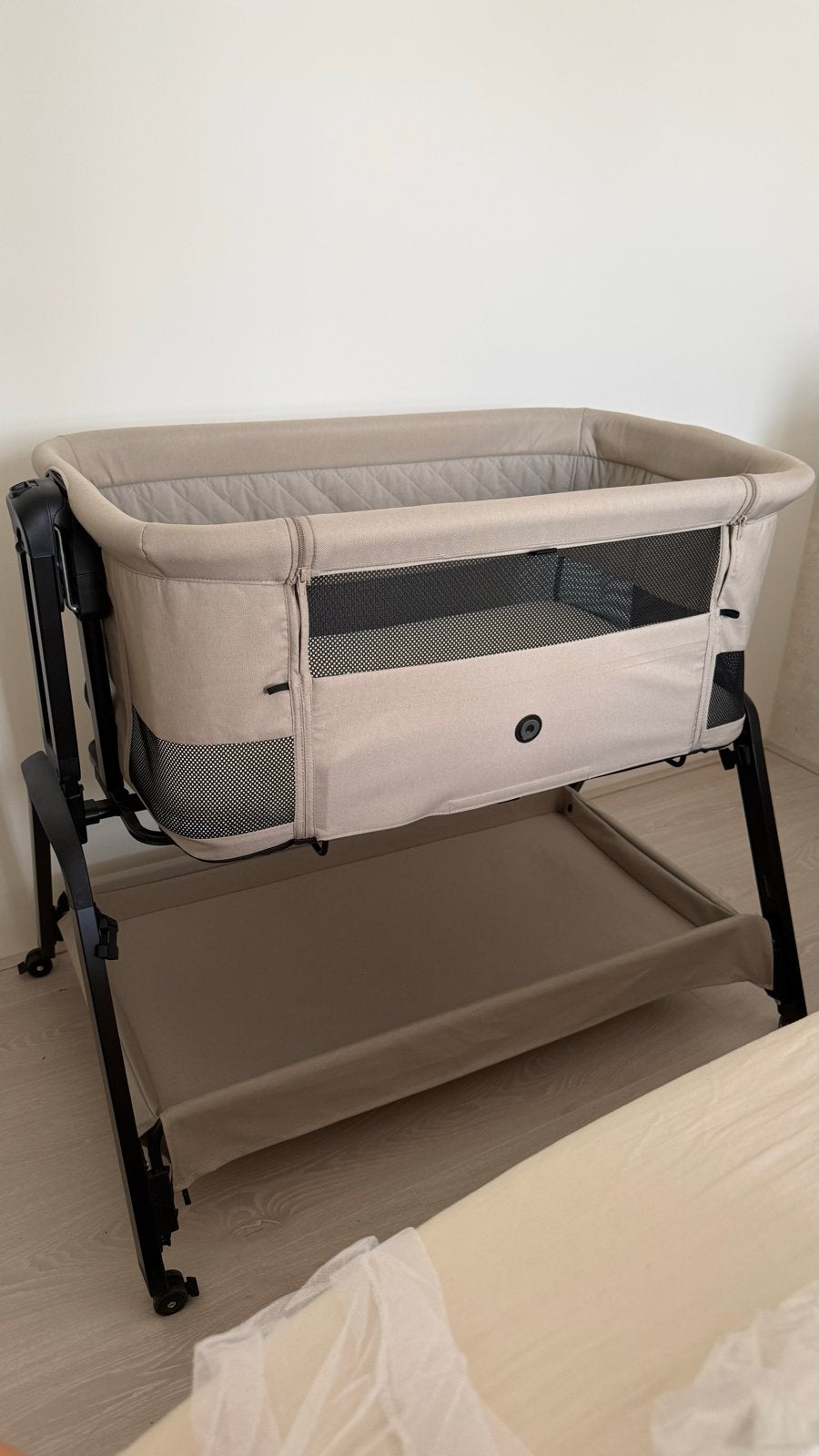 Qute Q-Dream Co-Sleeper/Wieg - Zo goed als nieuw, Ophalen, Zo goed als nieuw, Wieg