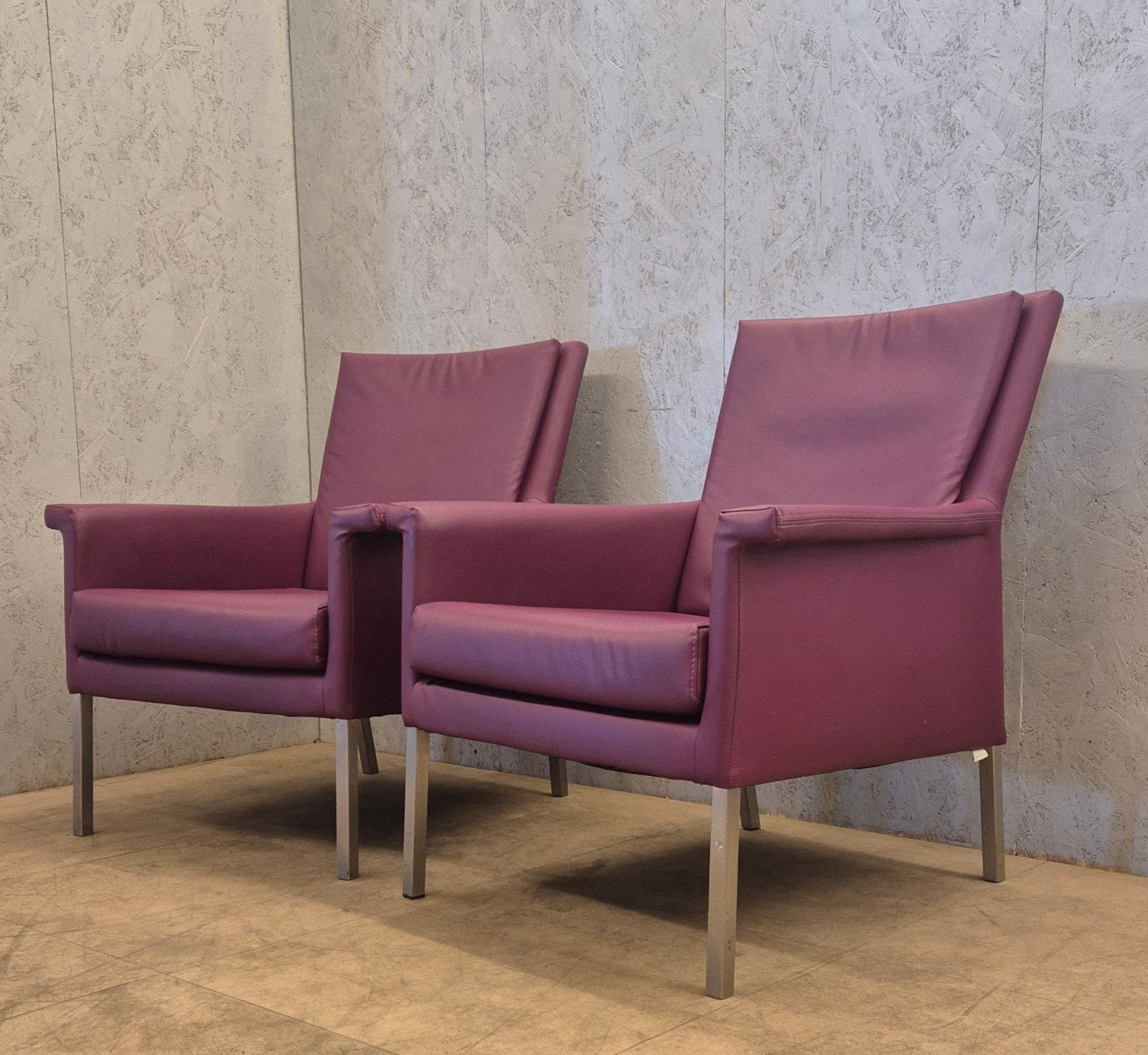 Bert Plantagie Vogue fauteuils leer paars/bordeaux, Huis en Inrichting, Ophalen, Gebruikt, N.v.t, Modern