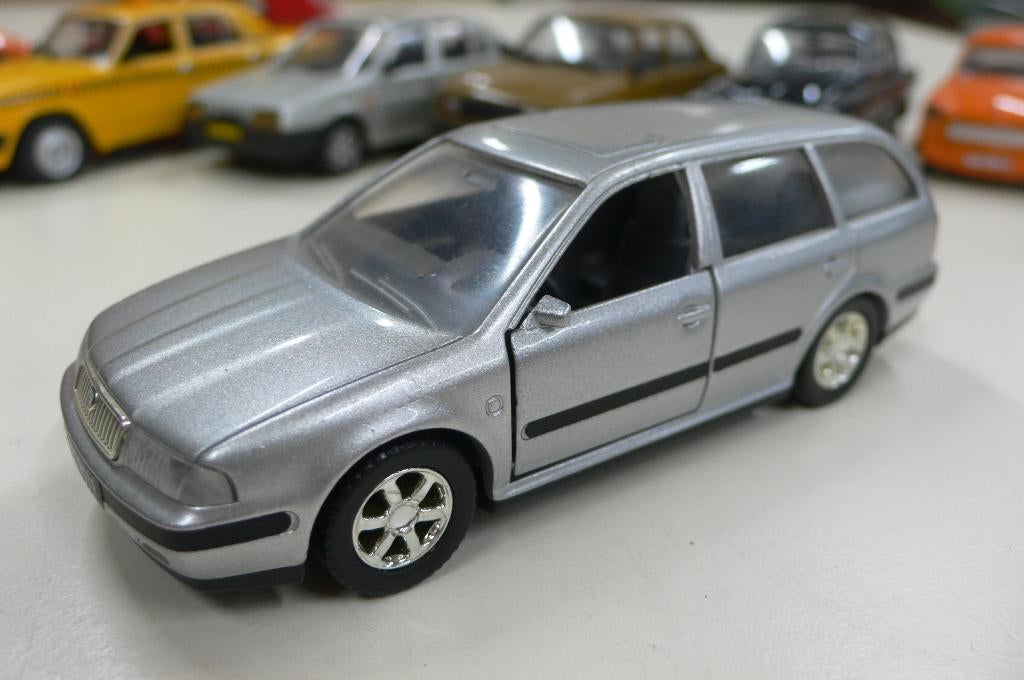 skoda octavia stationcar -  1/43-, Hobby en Vrije tijd, Modelauto's | 1:43, Verzenden, Nieuw, Auto, Overige merken