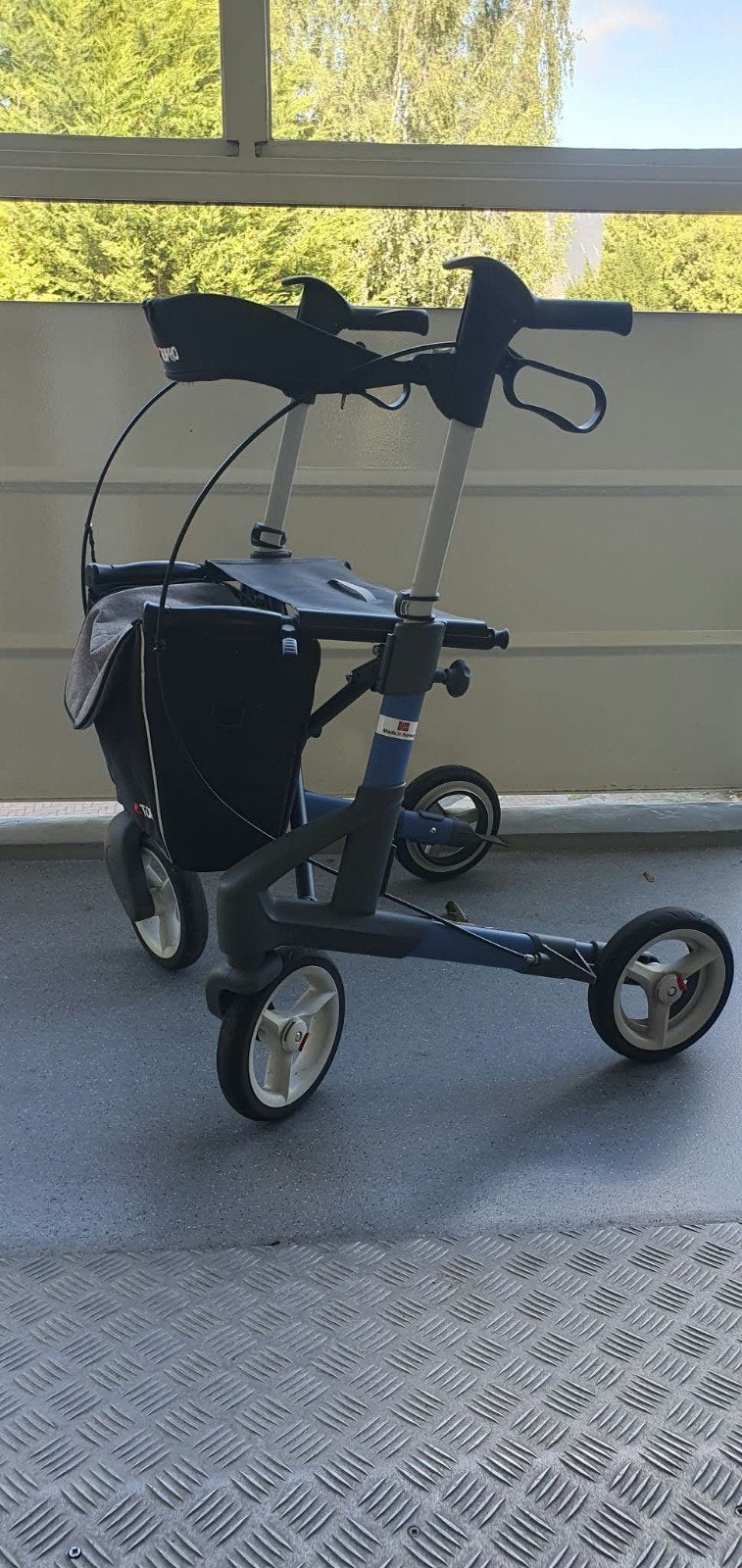 rollator TOPRO, Ophalen, Lichtgewicht, Gebruikt