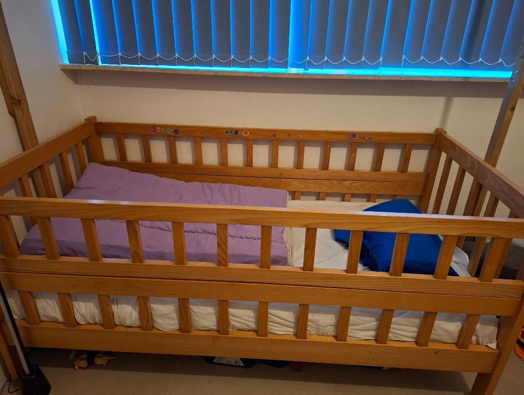 Kinderbedje, Ophalen, Gebruikt, 140 tot 160 cm, 70 tot 85 cm