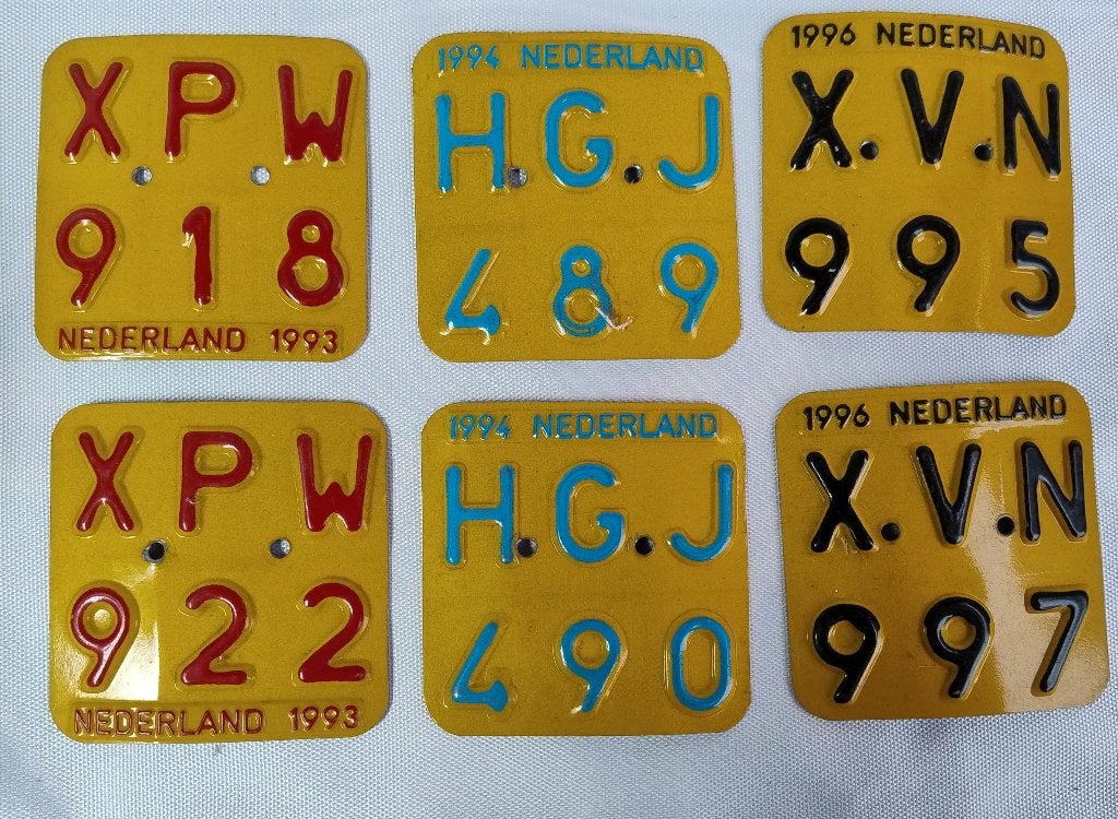 OUDE BROMFIETSPLAATJES verzekeringsplaatjes 6 stuks, Ophalen of Verzenden, Gebruikt, Overige typen