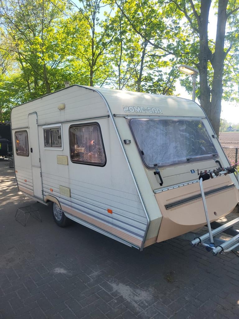 Zeer mooie caravan home care 1994, Particulier, Rondzit