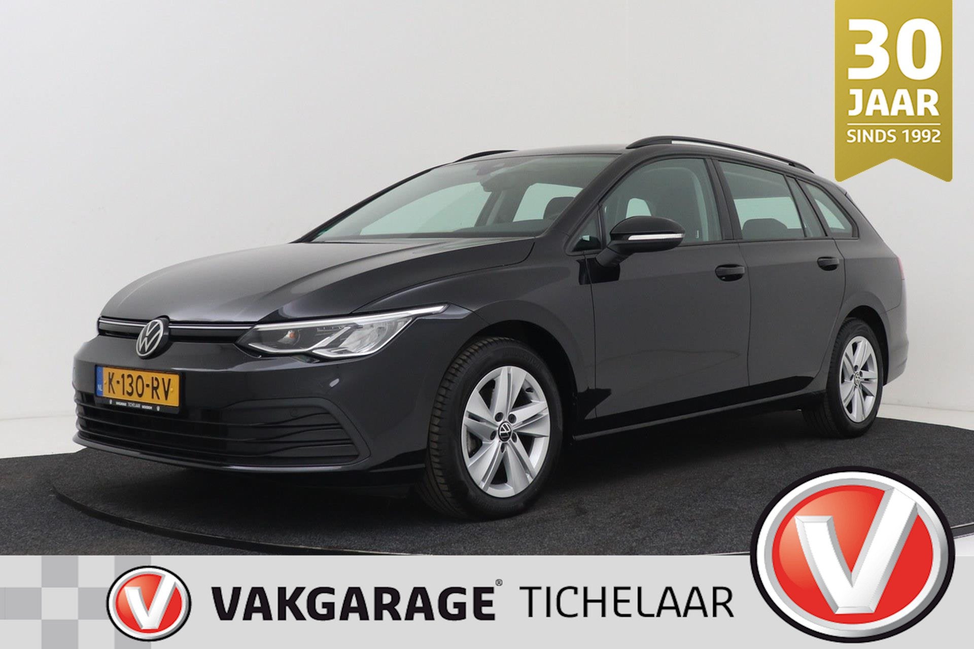 Volkswagen Golf Variant 1.0 eTSI Life Business | Camera | Au, Stof, Gebruikt, Zwart, 3 cilinders