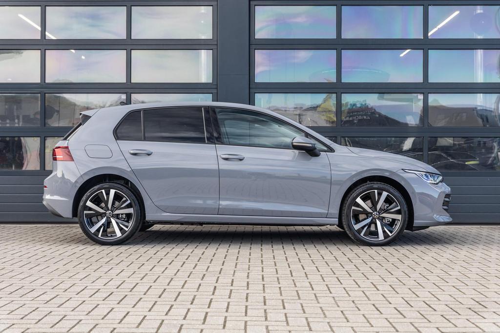 Volkswagen Golf 1.5 eHybrid 204pk Life Edition | Trekhaak We, Auto's, 12 maanden, 1498 cc, 4 cilinders, 150 min