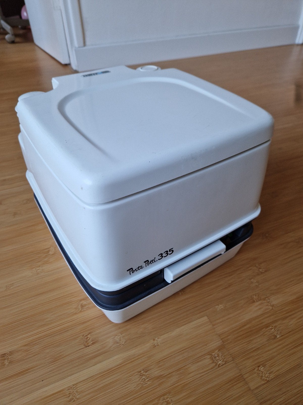 Porta Potti 335 - Compact toilet met spoelmiddelen, Caravans en Kamperen, Ophalen