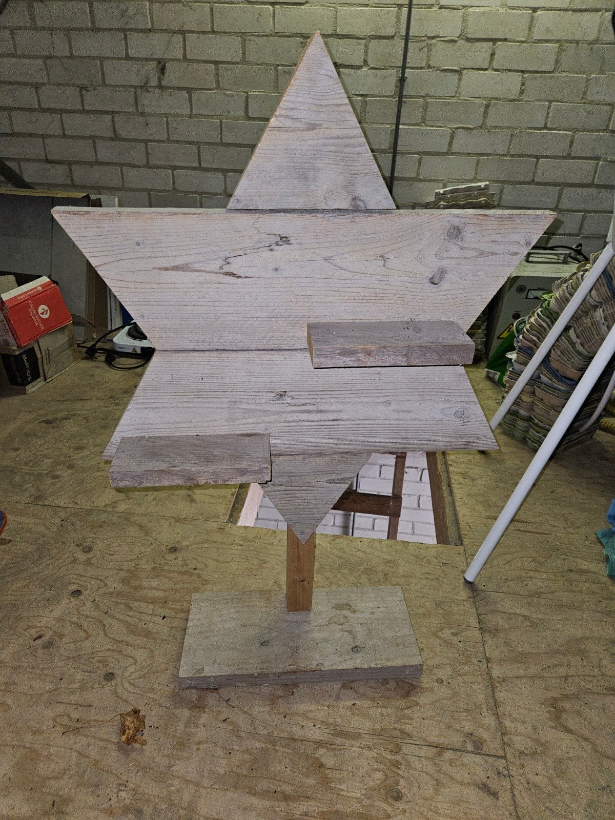 houten ster, Ophalen