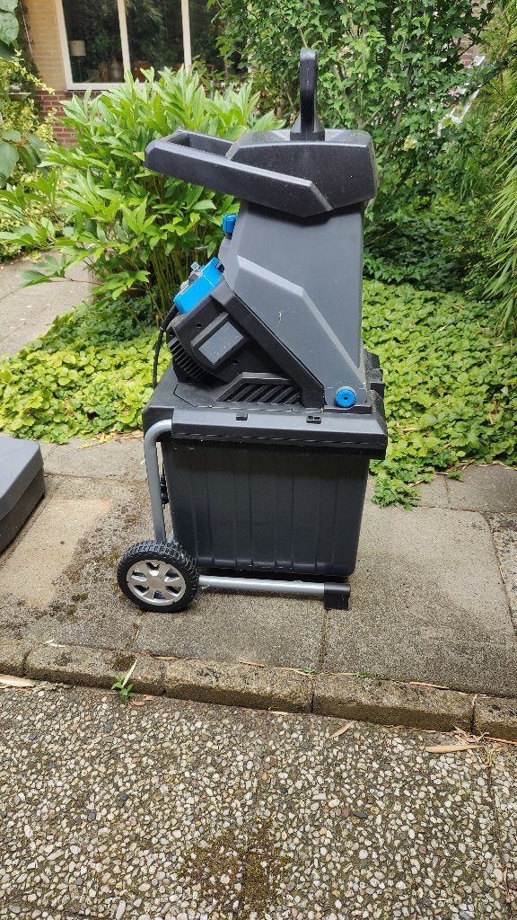 hakselaar gamma 2500w, Tuin en Terras, Hakselaars, Ophalen, Gebruikt, Met opvangbak, Gamma