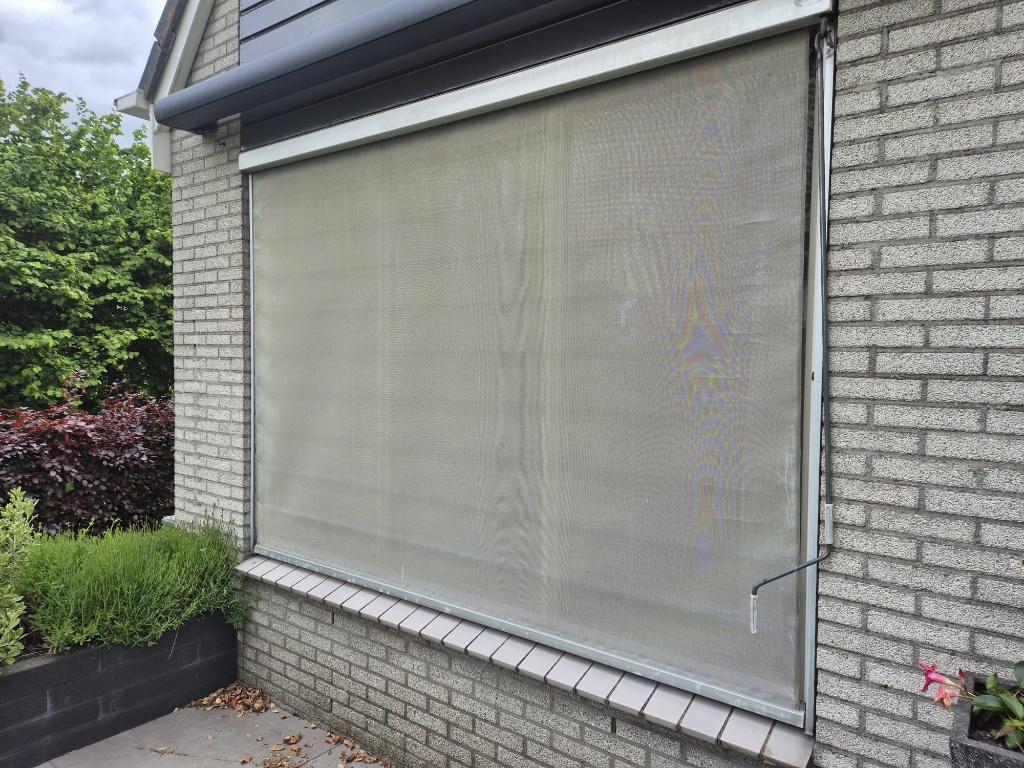 Zonnescherm / Zonnescreen, Ophalen, Gebruikt, 150 tot 300 cm, 250 cm tot 450 cm