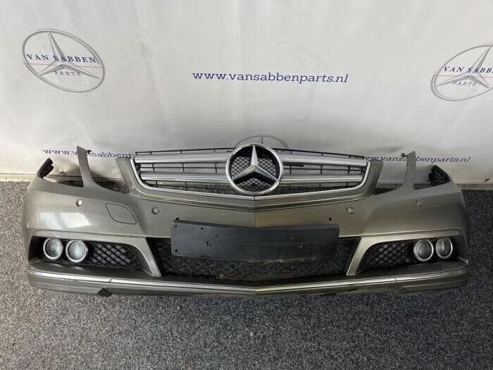 Voorbumper van een Mercedes E-Klasse (786), Ophalen of Verzenden, Gebruikt, Voor, Bumper