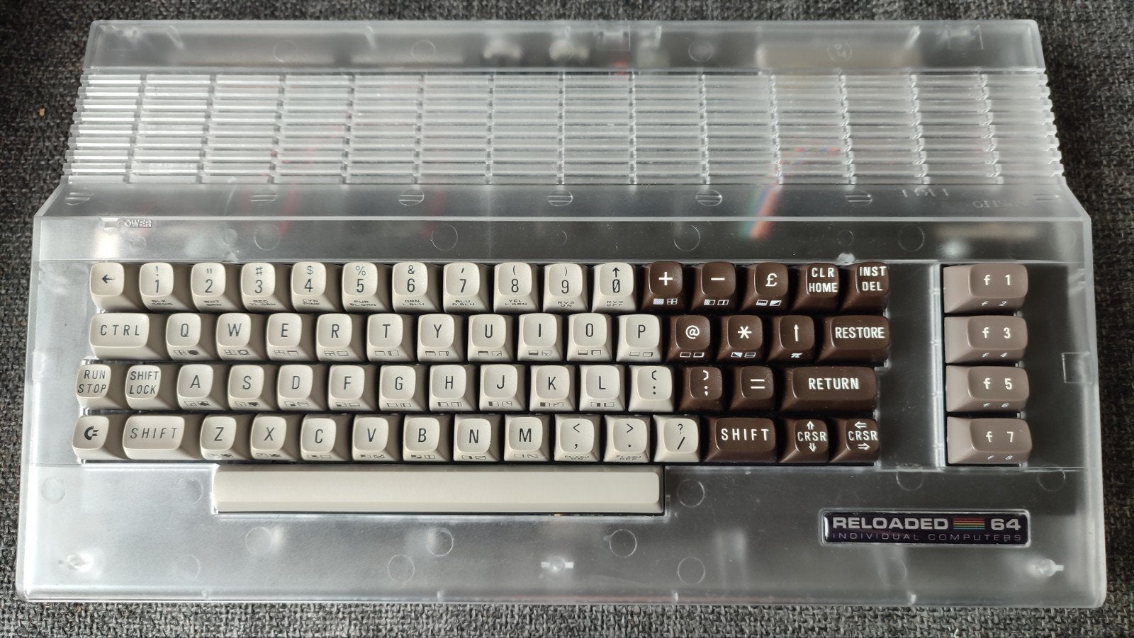 Individual Reloaded MK2 C64 met SID 6581, Computers en Software, Ophalen of Verzenden, Commodore C 64