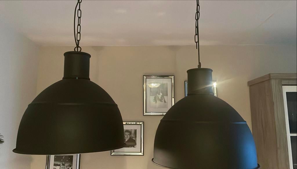 2 industriële hanglampen, Huis en Inrichting, Lampen | Hanglampen, Ophalen, Gebruikt, Metaal