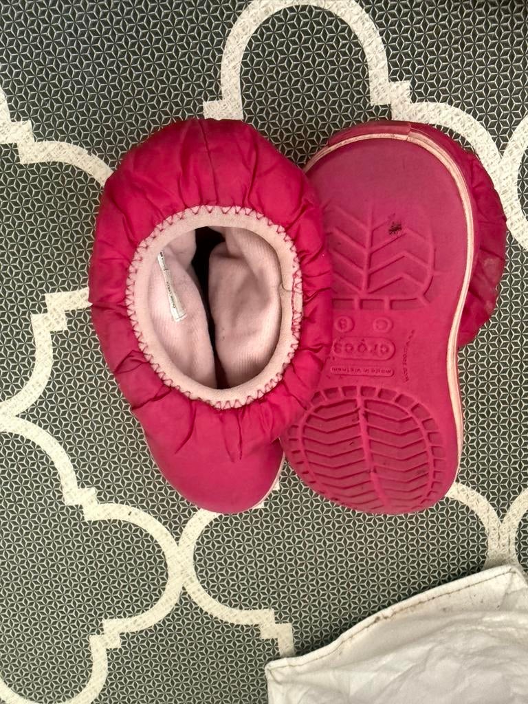 Roze Crocs C8 voor kinderen, Ophalen of Verzenden, Gebruikt, Meisje, Schoenen