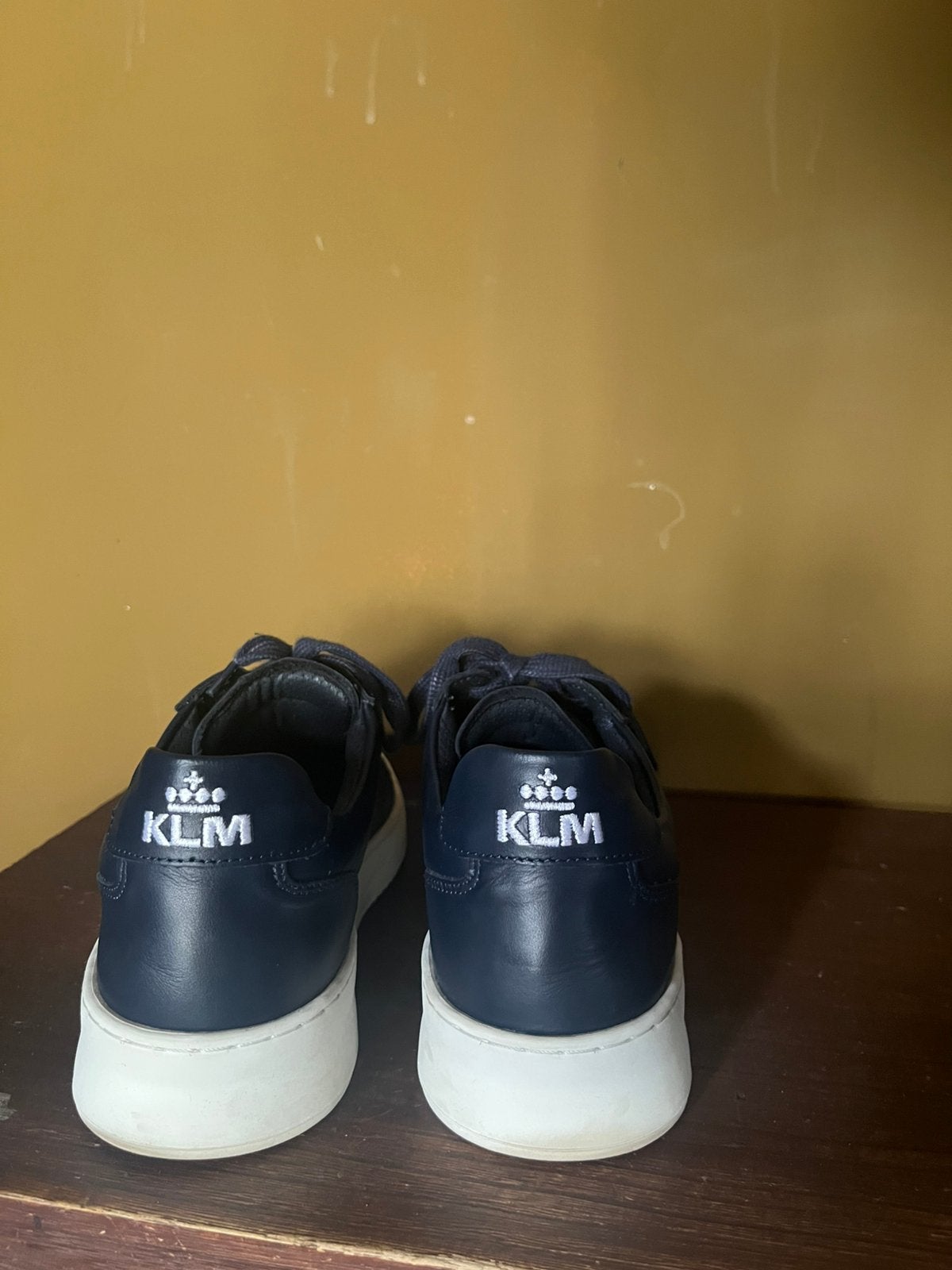 KLM sneakers, Kleding | Dames, Ophalen of Verzenden, Zo goed als nieuw, Sneakers of Gympen