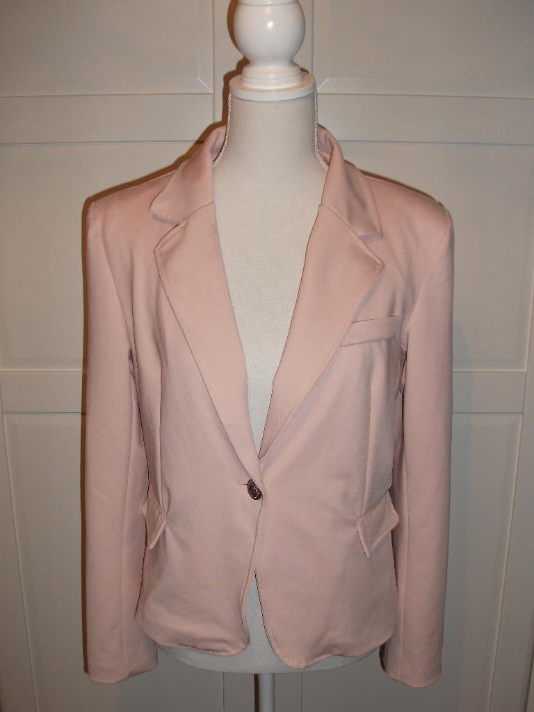 Perla Nera licht poeder roze colbert jasje L (valt als M), Kleding | Dames, Jasjes, Kostuums en Pakken, Gedragen, Jasje, Maat 42/44 (L)