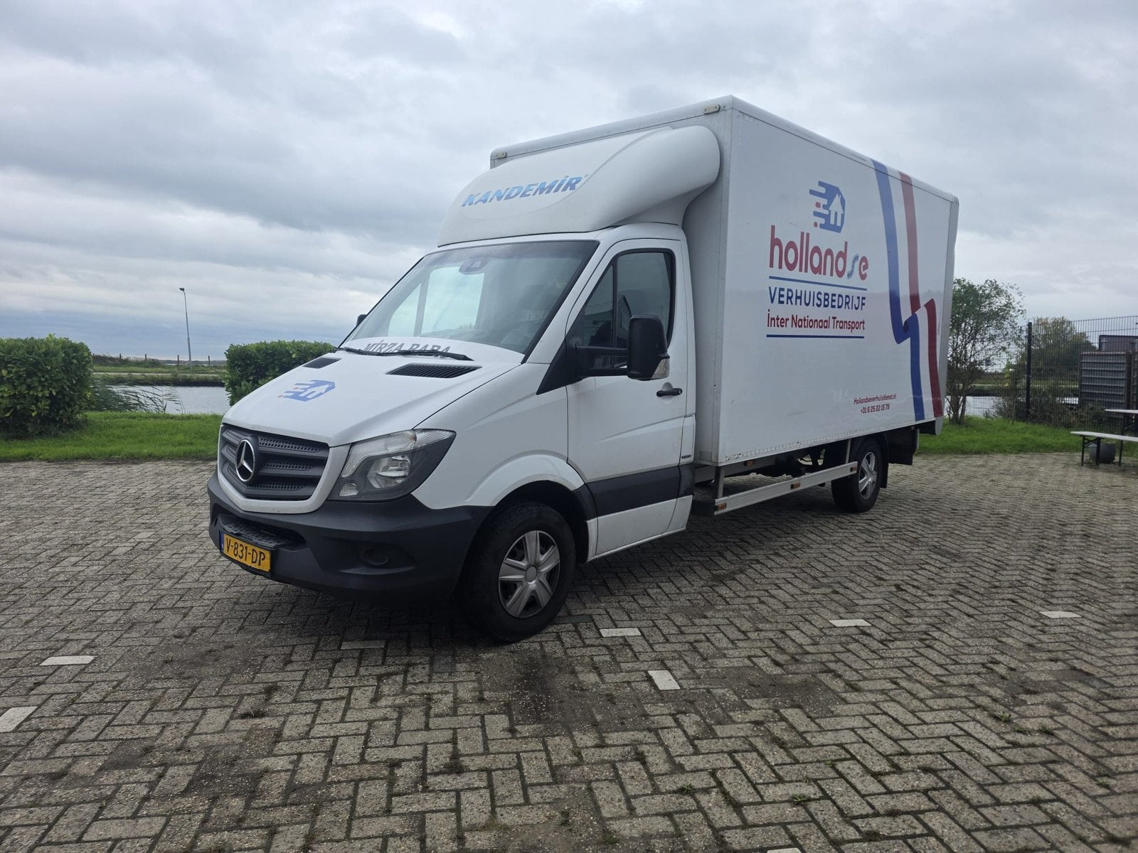 Mercedes-benz SPRINTER