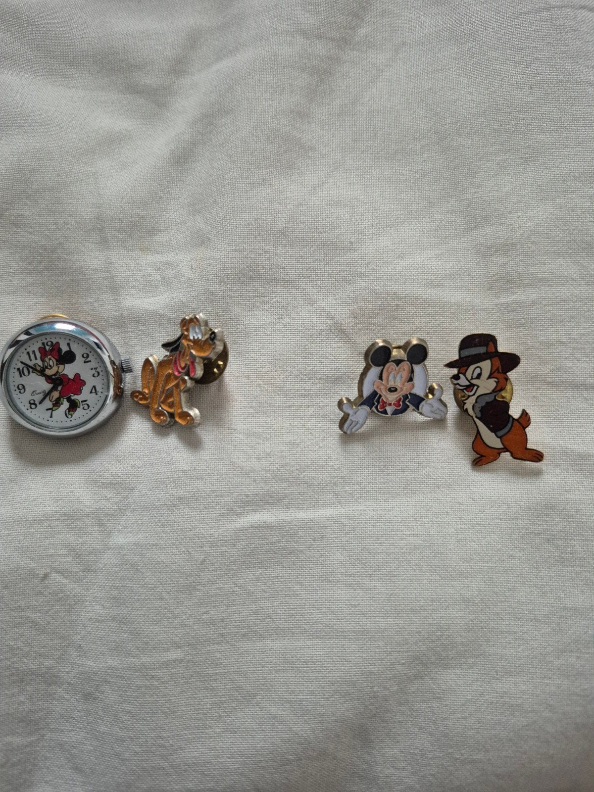 Broches disney, Sieraden, Tassen en Uiterlijk, Ophalen of Verzenden, Oorbellen