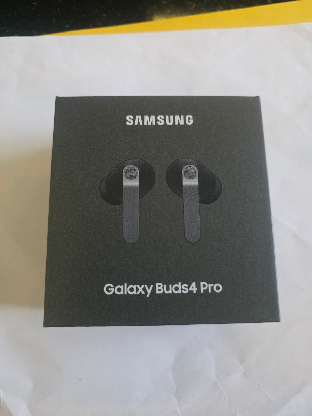 Nieuw in doos Samsung Galaxy Buds4 Pro, Audio, Tv en Foto, Koptelefoons, Nieuw, In-ear, Samsung, Zwart, Bluetooth, Draadloos, Draadloos opladen